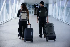 Split 4 Wheel Carry On Roller Bag 48L - Mulled Basil