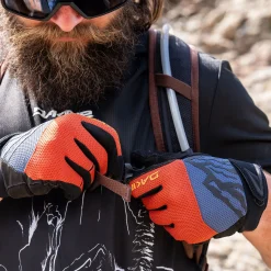 Syncline Gel Gloves - Red Tide