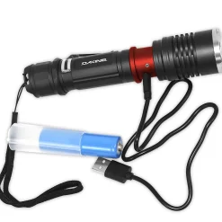 Torch Zoom Flashlight 300 Lumens - Castlerock