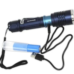 Torch Zoom Flashlight 300 Lumens - Navy